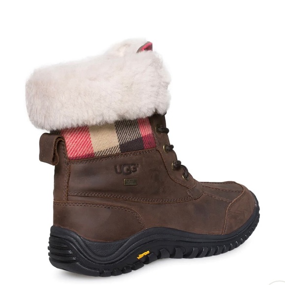 NIB Women’s UGG Adirondack II Plaid Stout Heavy-duty Winter Boots Multicolors - Picture 3 of 16